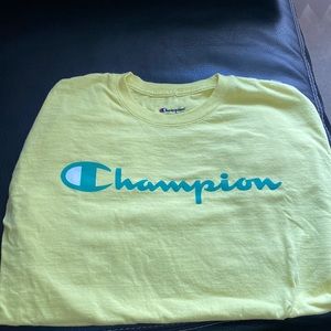 Champion t-shirt